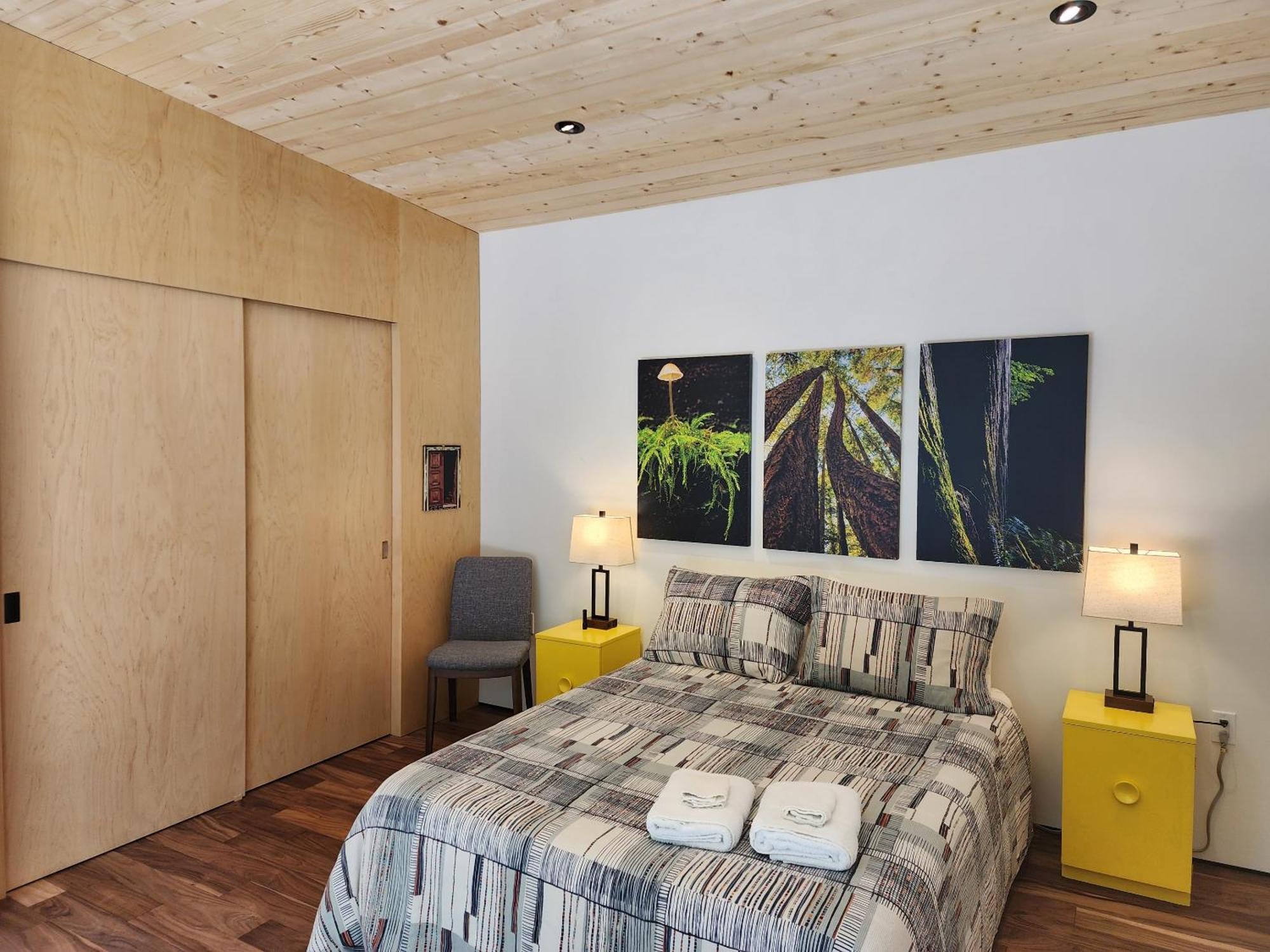 The Shed At Moon Dance Hotel Madeira Park Buitenkant foto